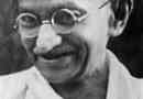 ¿Cómo trabajaron gandhi y el partido del congreso por la independencia en la india?