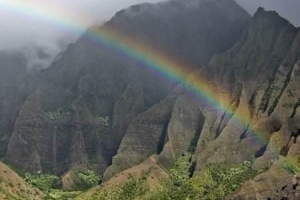 ¿Cómo y por qué se forma un arco iris en el cielo?