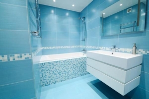 Cómo decorar un baño azul