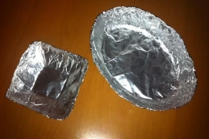 Cómo hacer un molde para pasteles con papel de aluminio