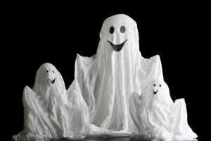 Cómo hacer decoraciones de fantasmas para halloween