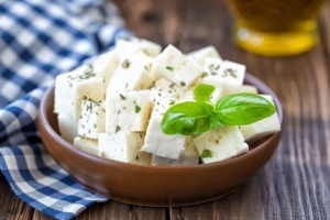 Cómo hacer paneer en casa con leche en mal estado