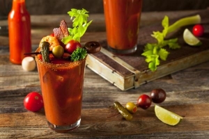 Cómo hacer el cóctel bloody mary perfecto