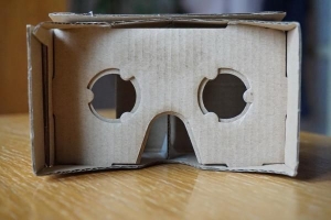 Cómo hacer gafas de realidad virtual con cartón